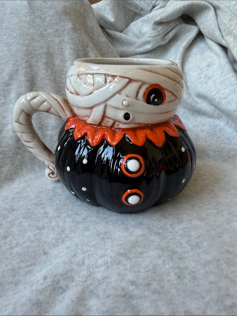 New Johanna Parker Mummy Halloween Mug